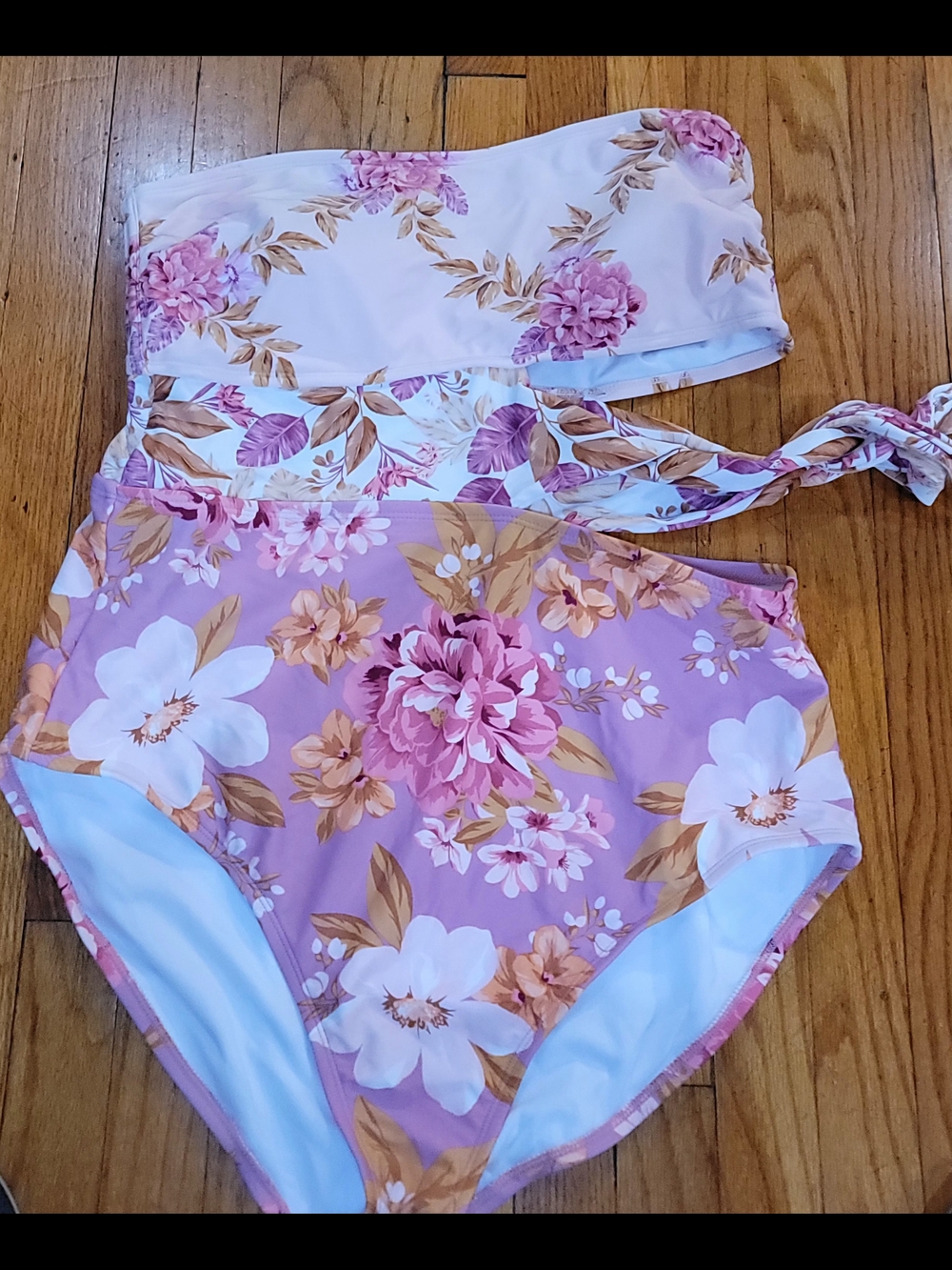 Women's swimsuit